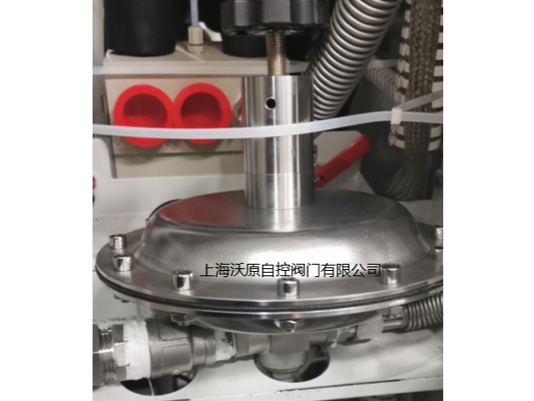 江蘇一家企業采購一組微壓減壓閥